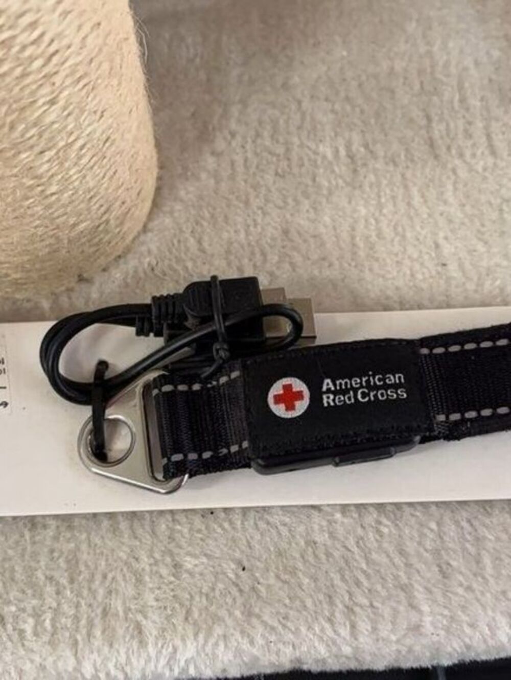 15 inch -American Red Cross Light-Up Leash Extender